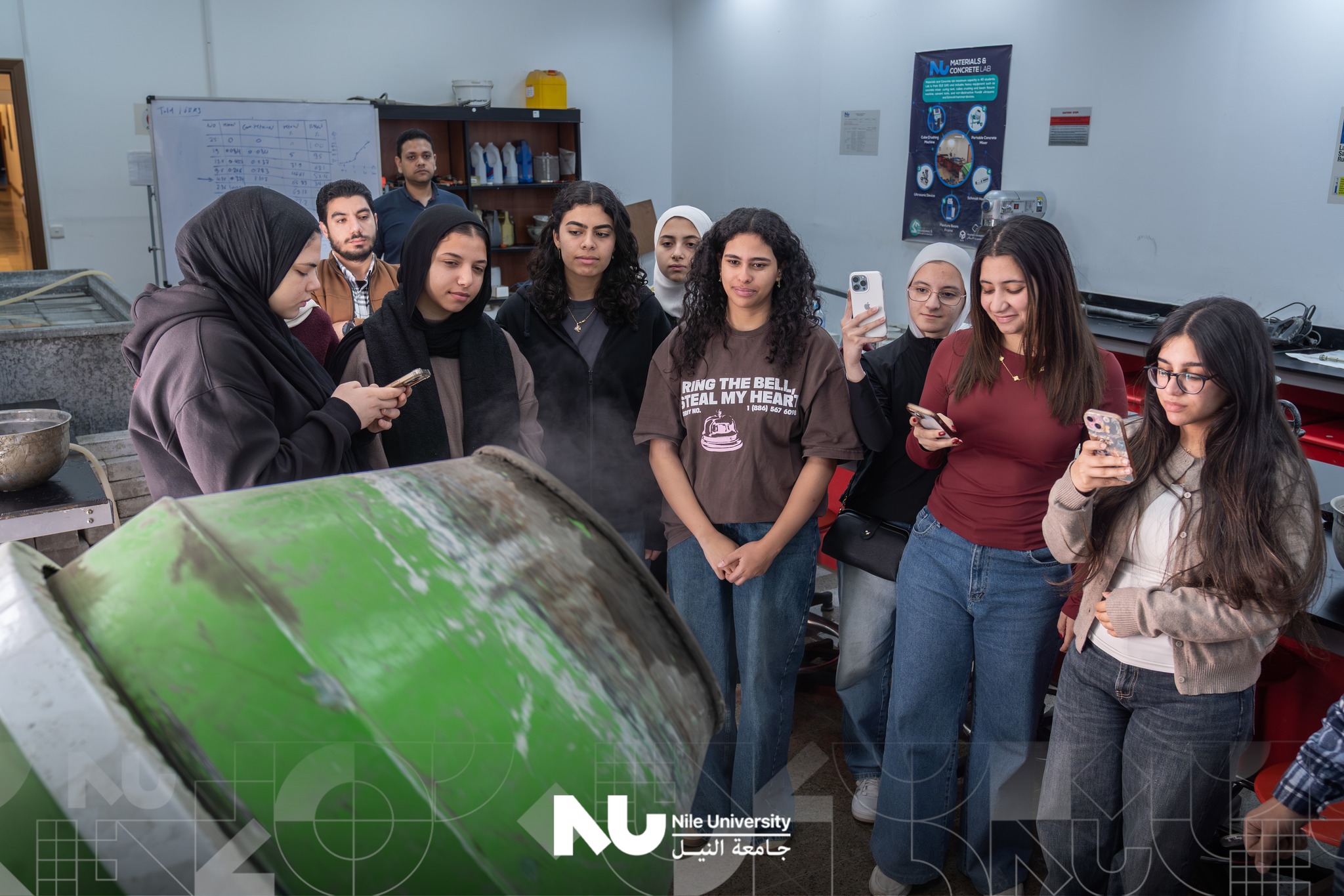 Concrete in action, community in focus